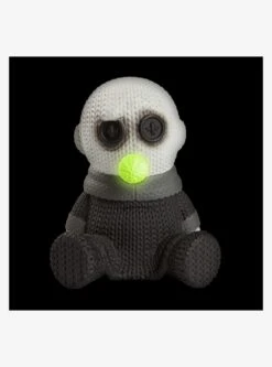 Addams Family Uncle Fester Handmade By Robots Vinyl Figure -Funko Toys Shop 33815645 av1 1