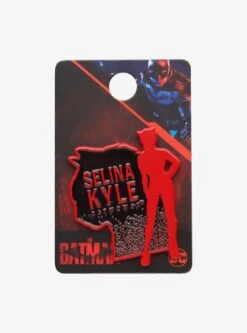 DC Comics Batman Selina Kyle Cat Woman Lapel Pin -Funko Toys Shop 35547773 av2 1